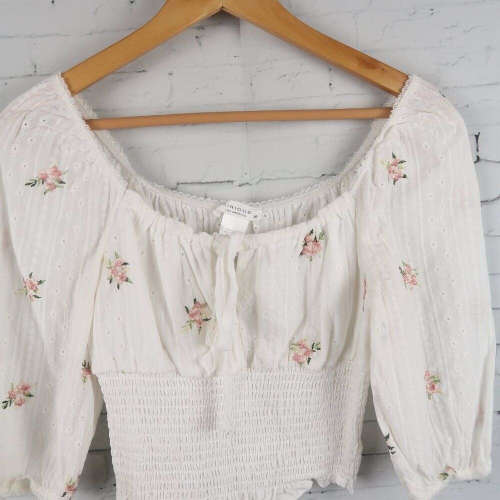KIRIOUS WHITE OFF THE SHOULDER 1/2 SLEEVE ROUND NECK CROP TOP SIZE SMALL - Picture 4 of 6